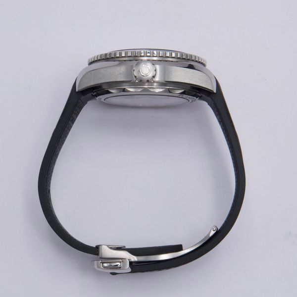 Omega Planet Ocean 215.33.44.22.01.001